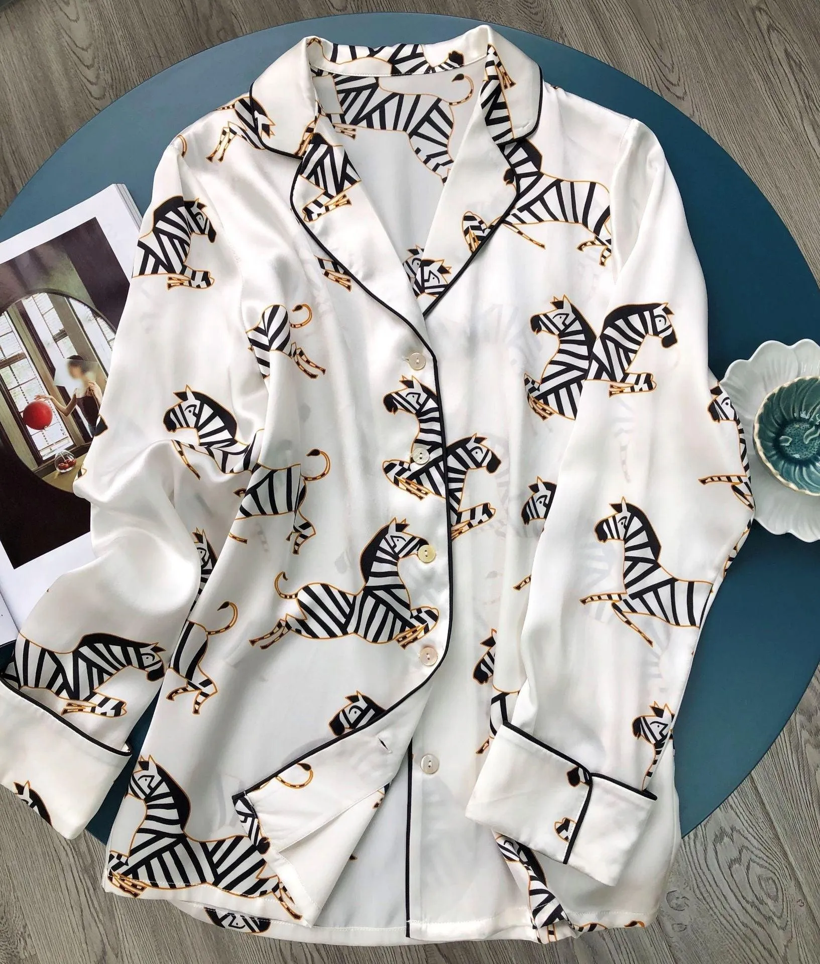 Silk top shorts trousers Pajama